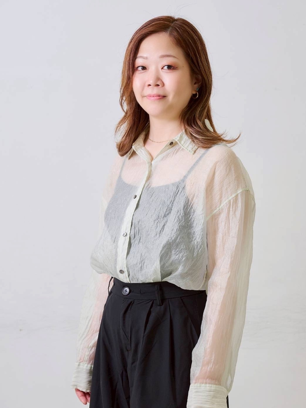 ヘアスタイル「ナチュラルウエーブ」を担当したスタッフ「木村 絵里華」の画像